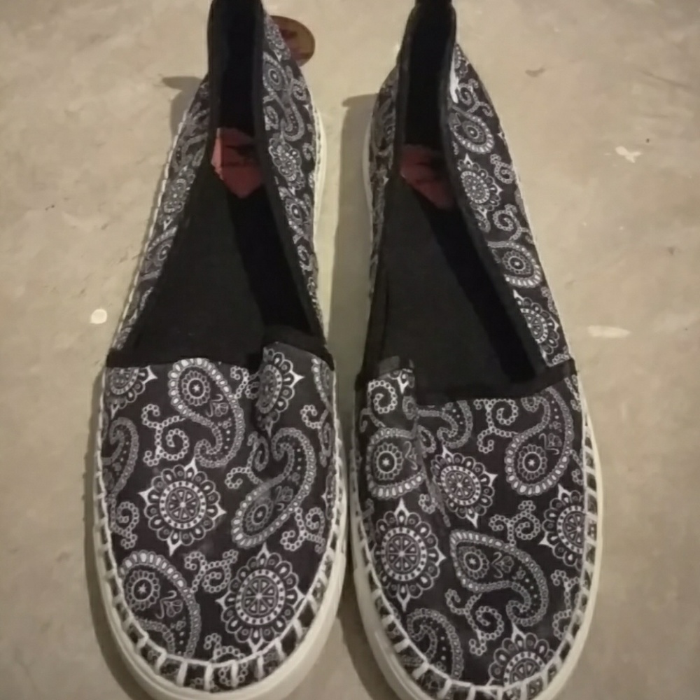 Rocket Dog Slip Ons